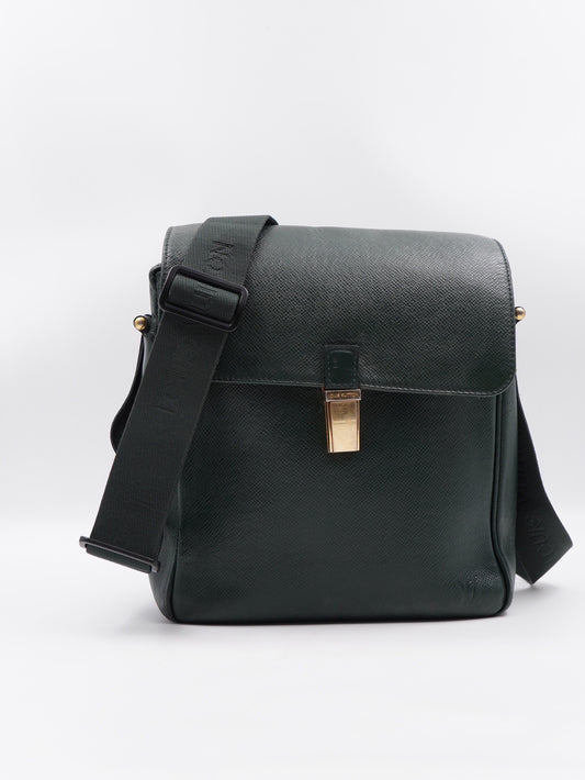Louis Vuitton Yaranga messenger bag in taiga leather