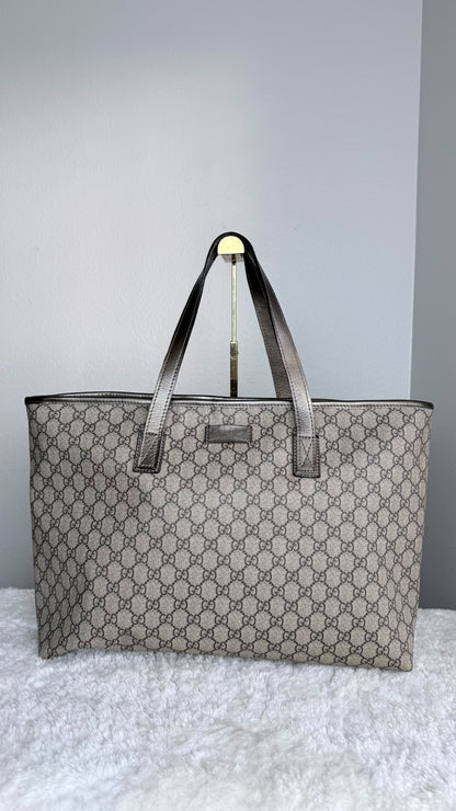 GUCCI Shopping Tote large GG Supreme Coated canvas