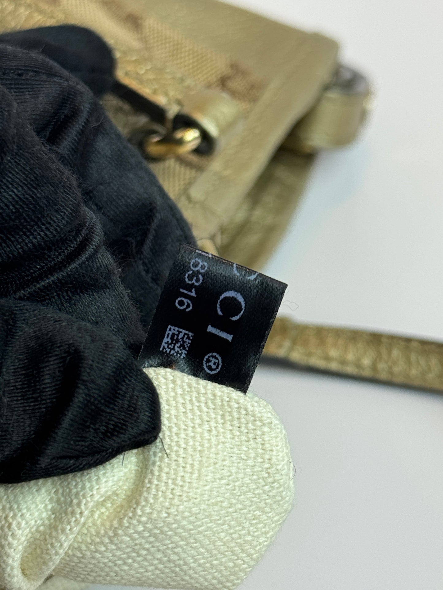 GUCCI Bree GG Canvas Small