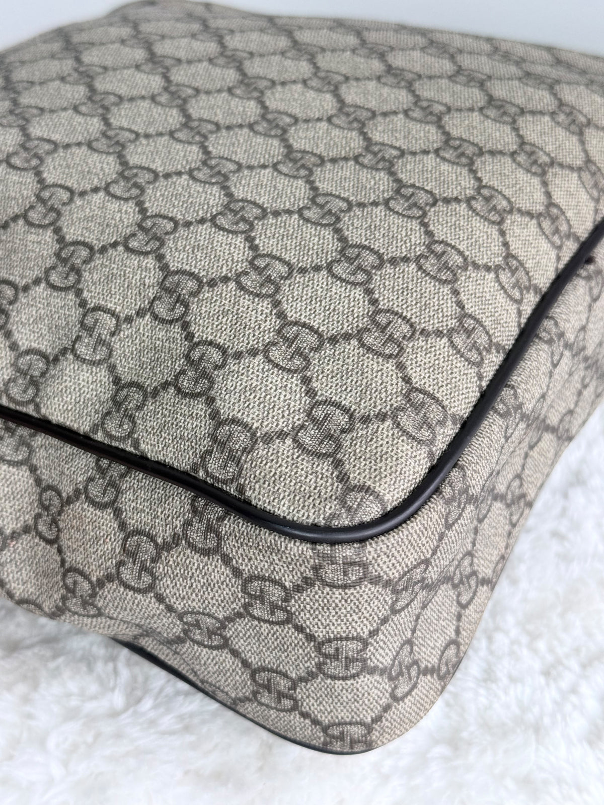 GUCCI Front Zip Messenger GG Coated Canvas Brown