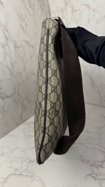 Gucci Flat Messenger Monogram Brown