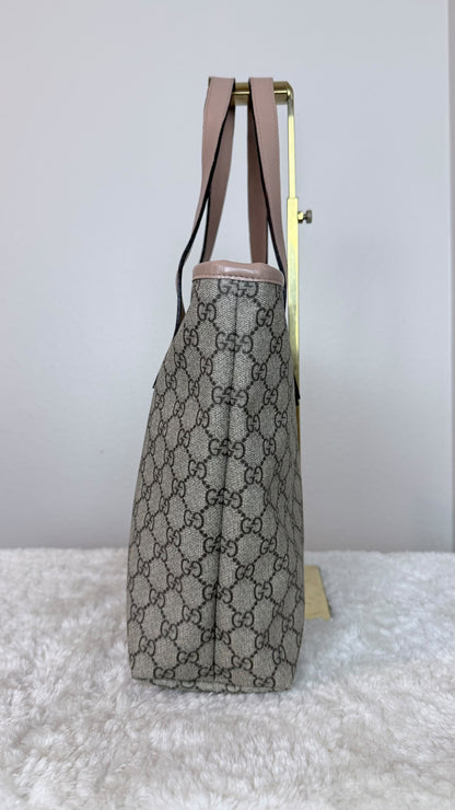 GUCCI Tote Medium GG Supreme Coated canvas pink