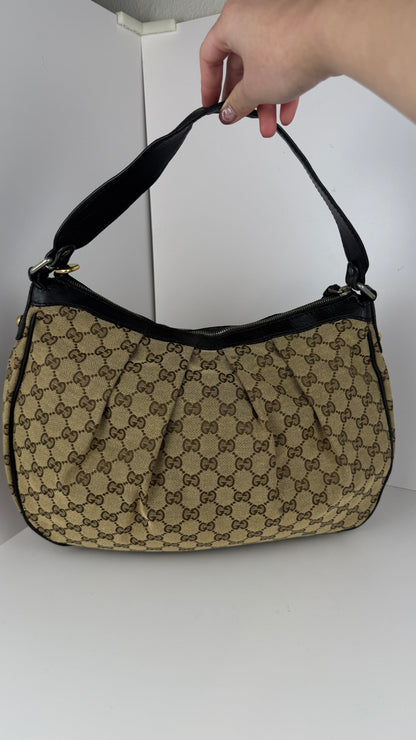 Gucci Sukey Hobo GG Canvas Medium