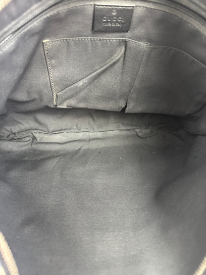 GUCCI Flat Messenger GG Supreme GG Coated Canvas Navy