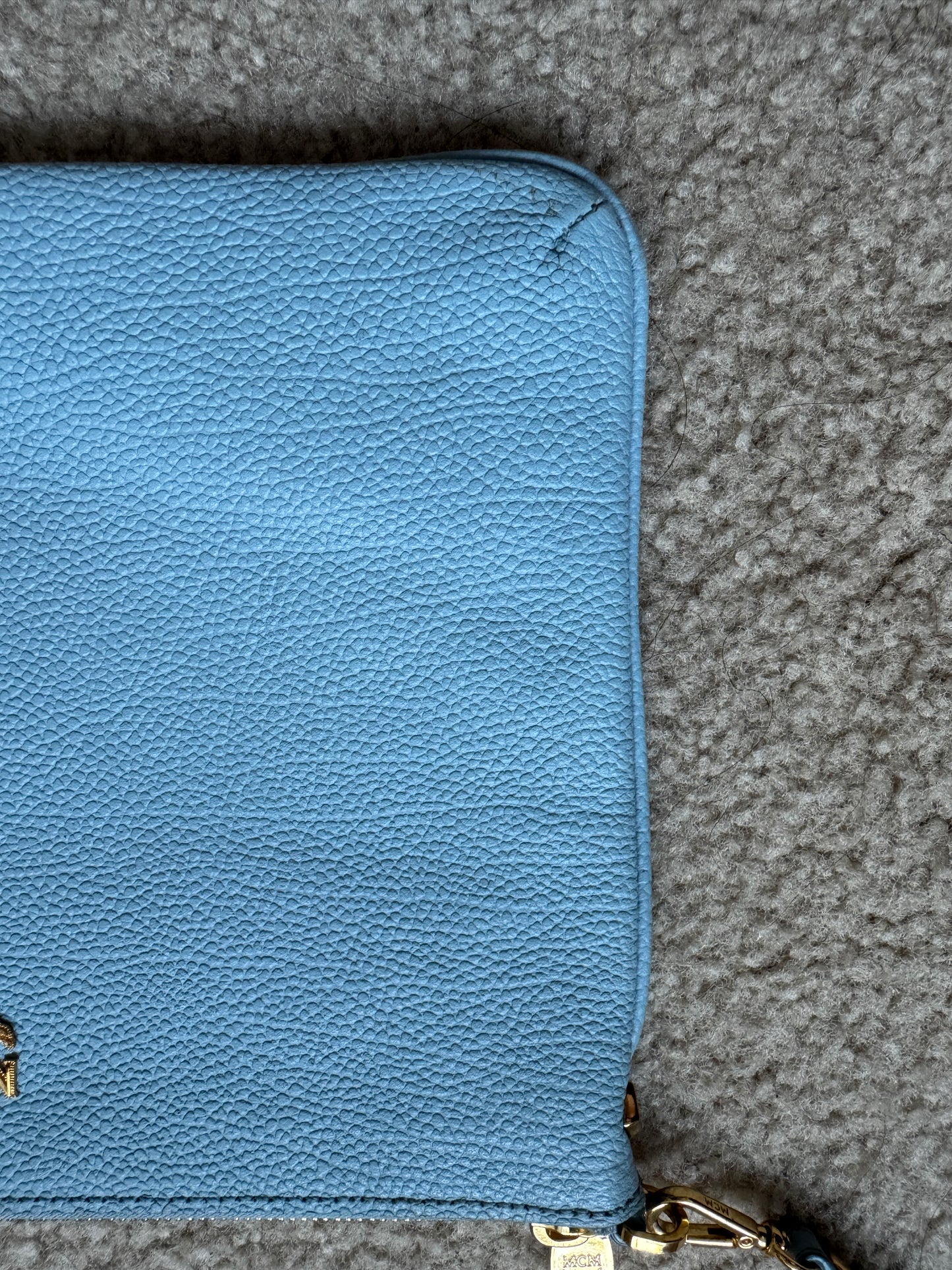 Mcm clutch leather Blue