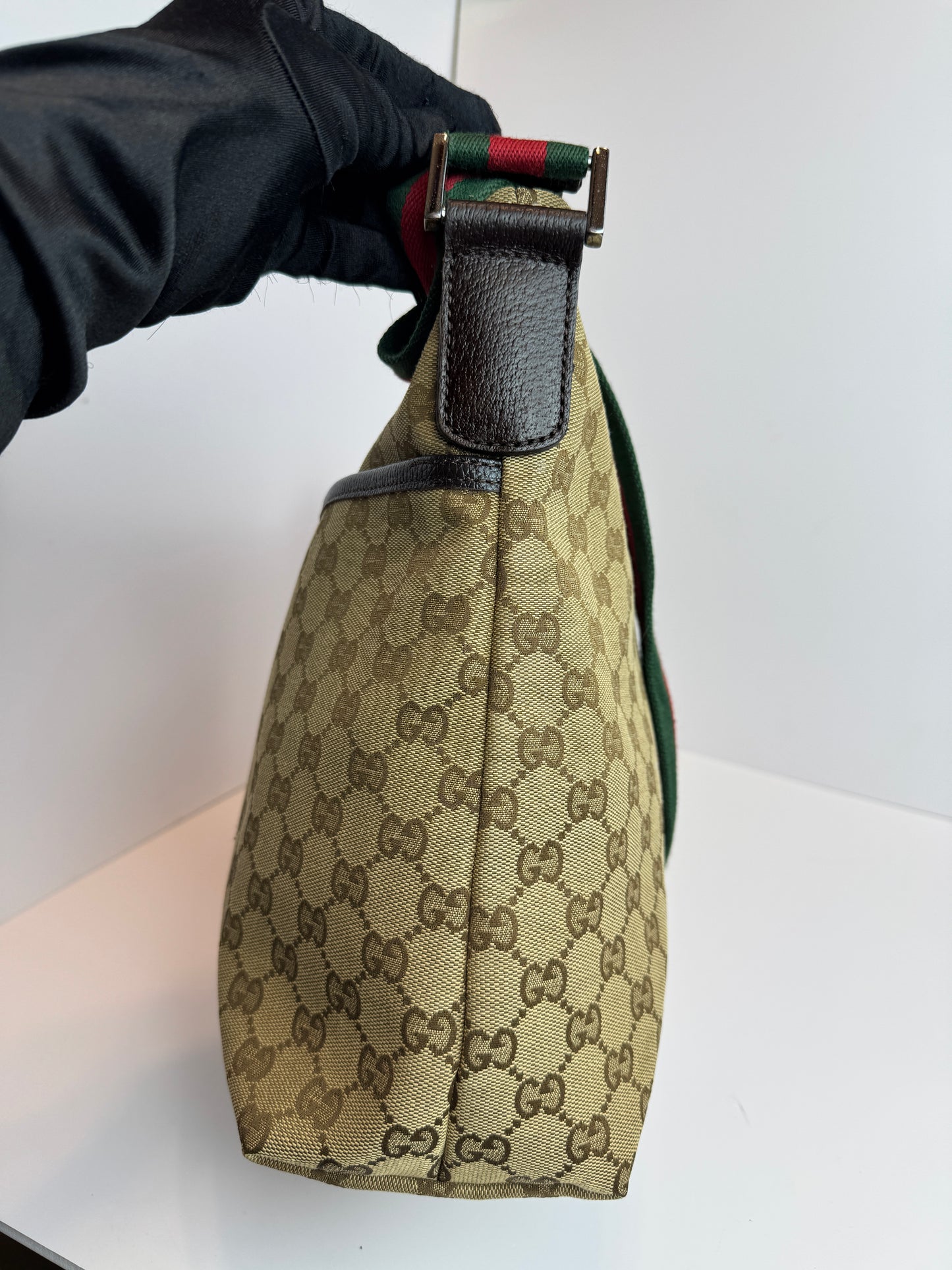 GUCCI Web Stripe Messenger GG Canvas