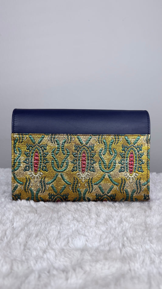 GUCCI Brocade Dionysus Wallet on chain