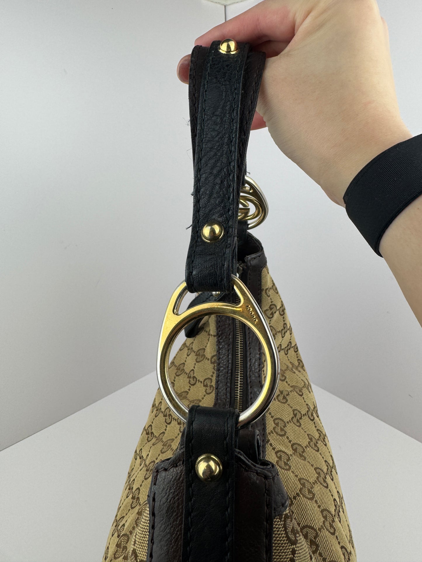 Gucci Hobo GG Interlocking Canvas Brown