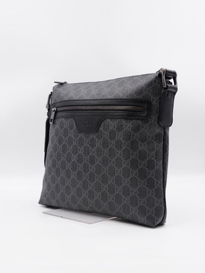 Gucci Front zip messenger Black