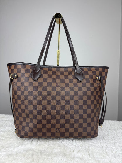 LOUIS VUITTON Neverfull Tote Damier MM