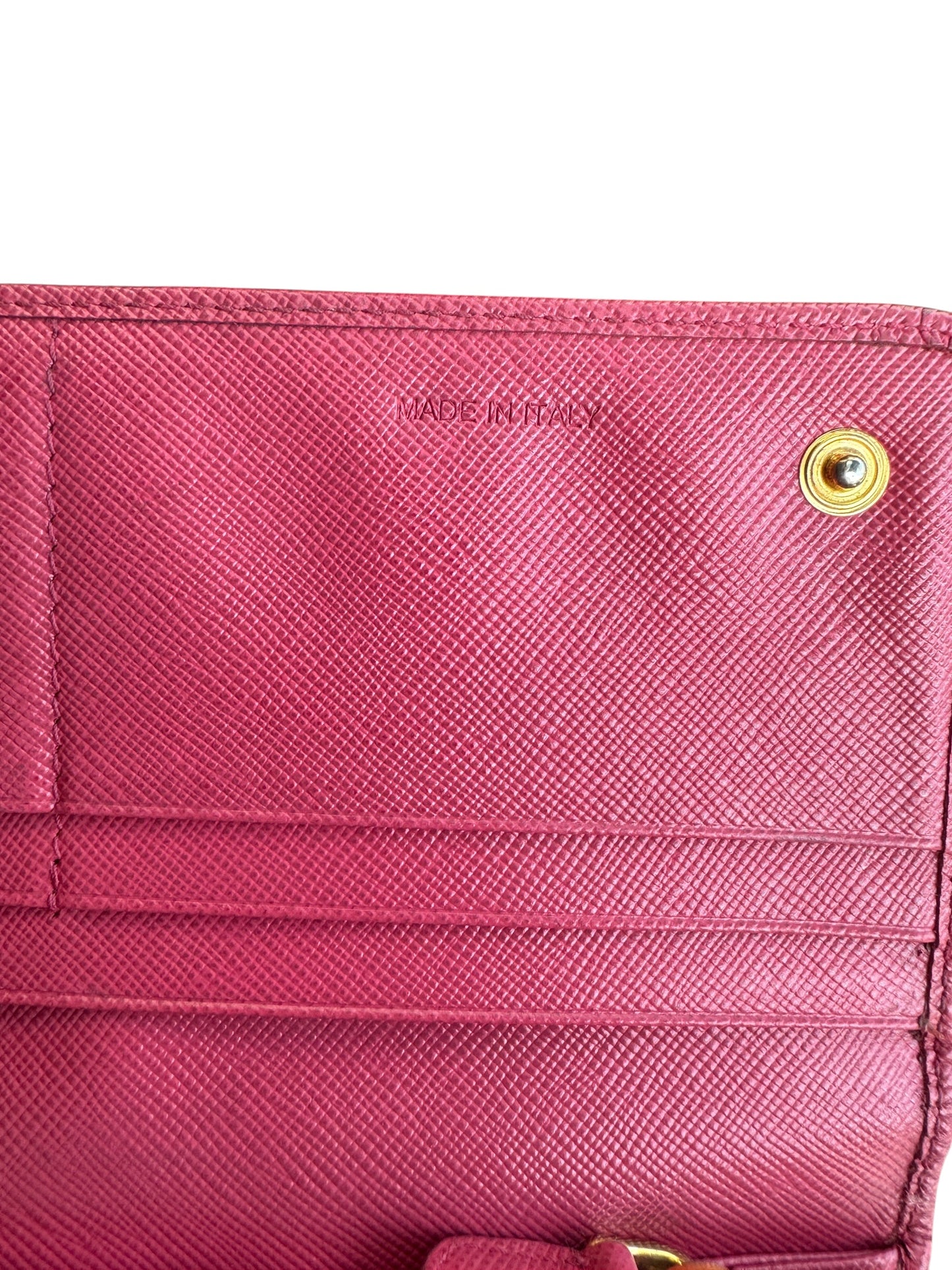 WA2👛 Prada continental flap wallet (COA Included) retail $995