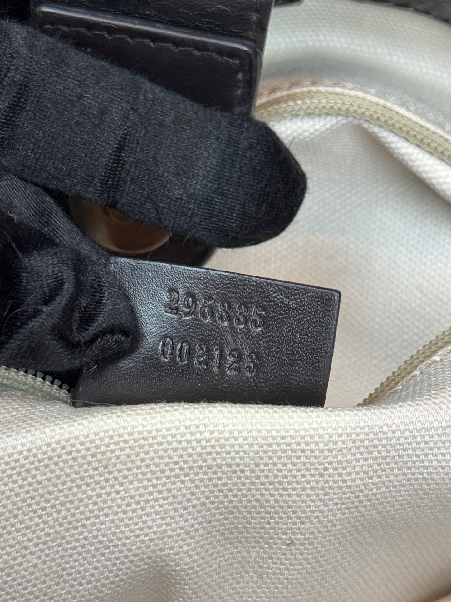 GUCCI Sukey Tote GG Canvas Brown