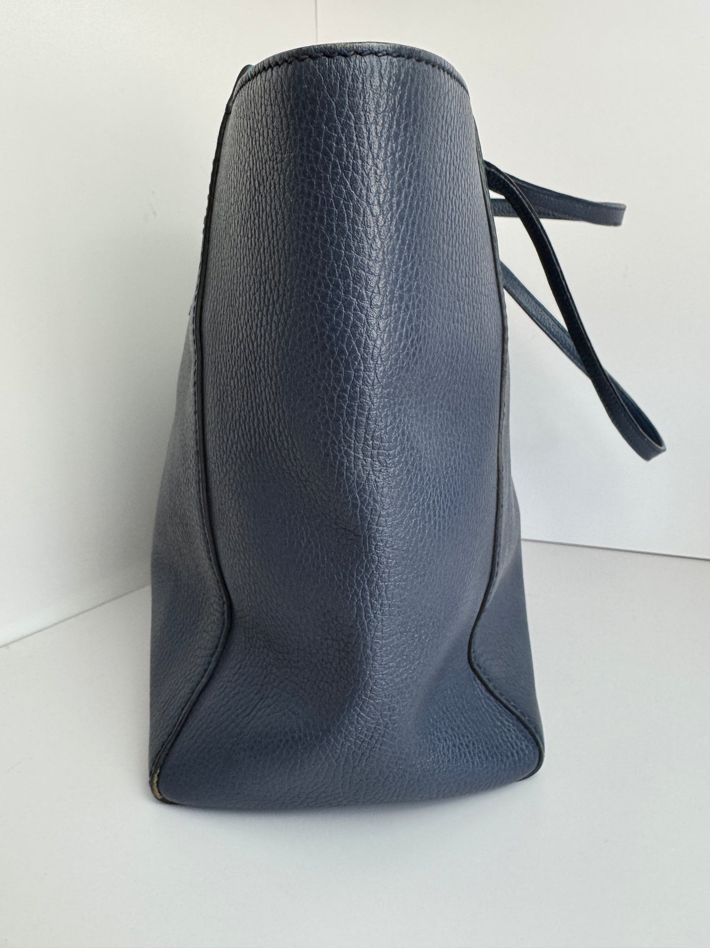 Gucci Swing Tote Leather Blue